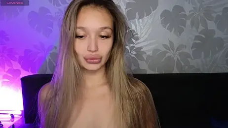 Megan_Kira webcam model stream image