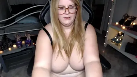 ZoeyLey webcam model stream image
