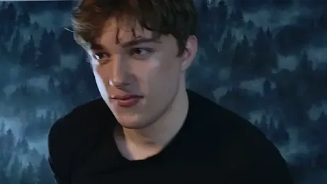 MarkShot_ webcam model stream image