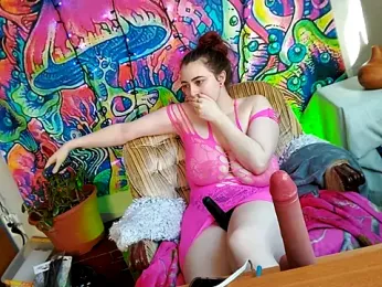 Snowbunnycake_131 webcam model stream image