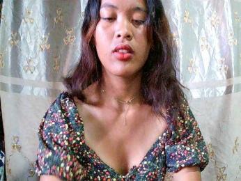 Nina-001 webcam model stream image