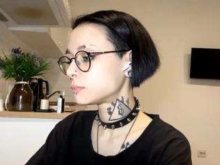 blondellroundtree webcam model stream image