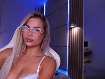 hey_Babyfaces webcam bongacams model stream image