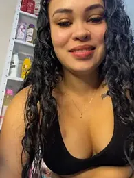 FOX_LATINA webcam model stream image