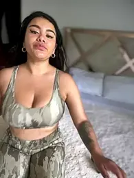 Issane_Peru webcam model stream image