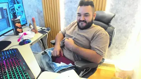 max_river_ webcam model stream image
