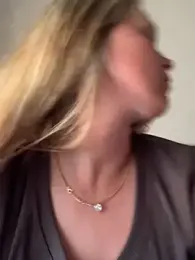 alisanikita webcam model stream image