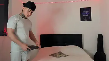 alessandro_wolf webcam model stream image