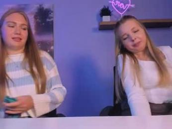 teya_starling webcam model stream image