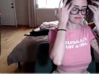 plantbabeee webcam model stream image