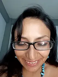 LucyCherry69 webcam model stream image