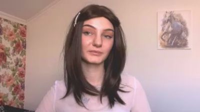 YukIsaacs webcam model stream image