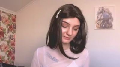 YukIsaacs webcam model stream image