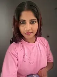 4U143 webcam model stream image