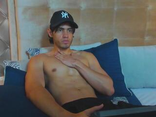 Tyler Lions webcam model stream image