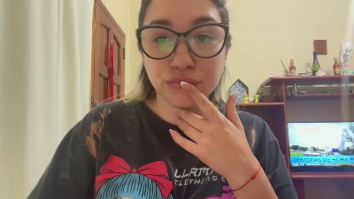 inocentgirlxxx webcam cam4 model stream image