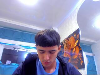 Nathan Maxime webcam model stream image