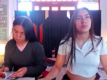 soffy_and_mia webcam model stream image