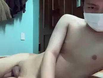 Tracy-y webcam model stream image