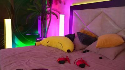 KrisWolles webcam model stream image