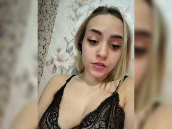 EleanorEustacia webcam model stream image