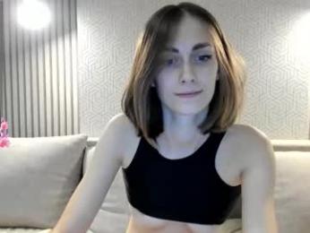 yourgirl_044 webcam model stream image