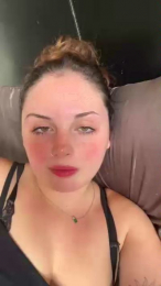 Xtheprettyex webcam model stream image