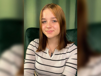 AprilBeel webcam model stream image