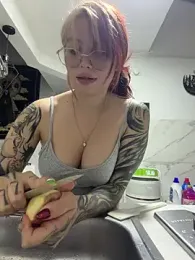 YunoRose_ webcam model stream image