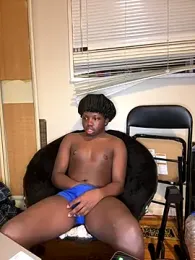 YourLittleBoyfriend webcam model stream image