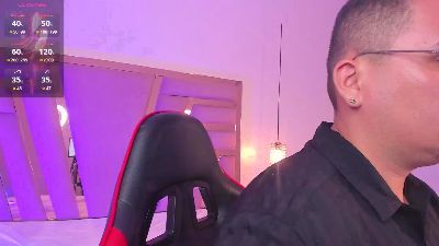 FemAustin webcam model stream image