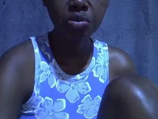 sweet-roxxy webcam model stream image