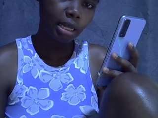 sweet-roxxy webcam model stream image