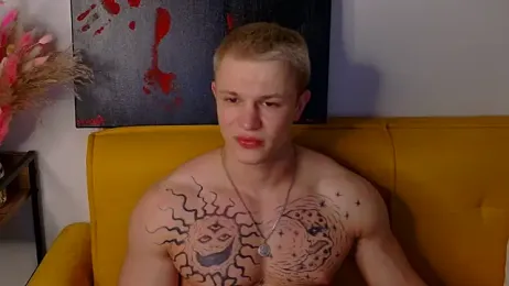 SterlingNoir webcam model stream image