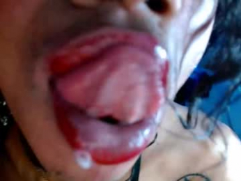 maidi_hot webcam model stream image