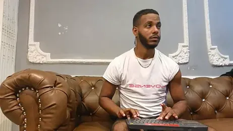 icaro_valdez webcam stripchat model stream image