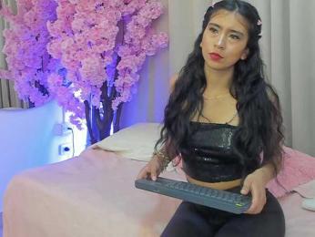 maca-rose webcam model stream image