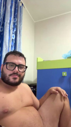 BearPlayPOV webcam model stream image