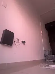 Max_Rain webcam stripchat model stream image