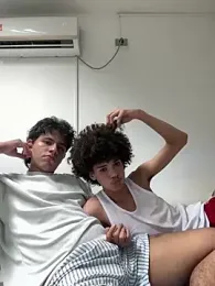 Max_Rain webcam stripchat model stream image