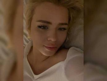 Barbiesweet webcam model stream image