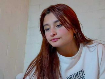 Ambarsweetie webcam model stream image