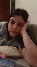 Lilylovexx webcam model stream image