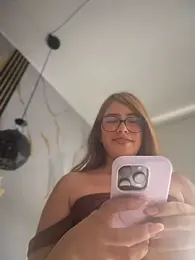 sara_calderon webcam model stream image