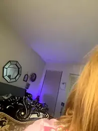 Hollyhudson123 webcam model stream image