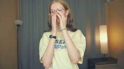 MertieAlie webcam model stream image