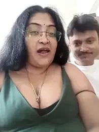 LAVERNIYA_ webcam model stream image