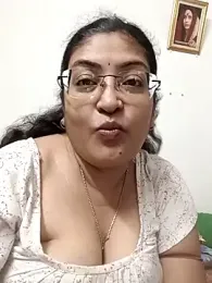 LAVERNIYA_ webcam stripchat model stream image