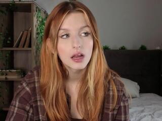 Breck Darr webcam flirt4free model stream image