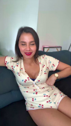 LiaKroft webcam model stream image